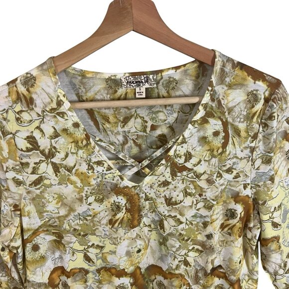 One World Blouse Small Yellow Criss Cross Strappy VNeck Studded Ombre Floral Top - Picture 6 of 10